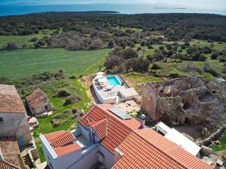 alenka_jurjako_zrak_03